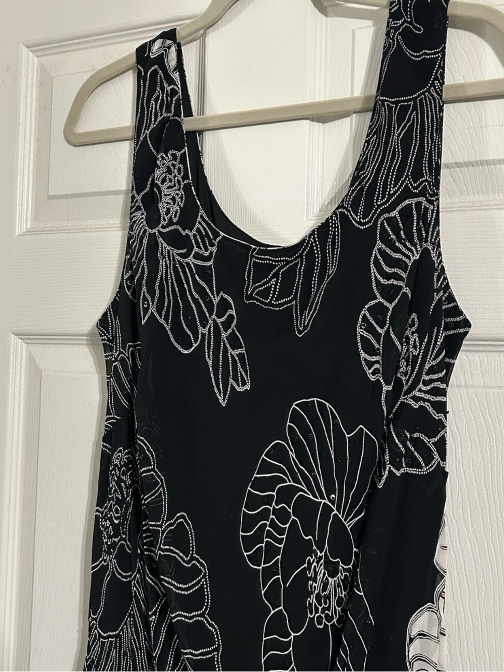 Eva Blue 18W Black White Floral Maxi Dress Sleeveless Beaded Hem Flowy Fairy - Picture 4 of 8